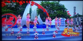《美丽中国唱起来》央视首播，城市漫步机器人成焦点！