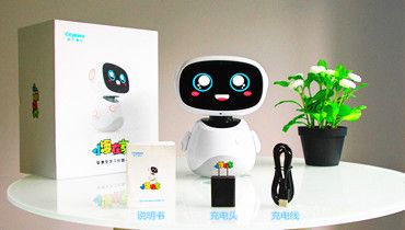 小漫在家教育机器人测评：引领儿童智能教育市场！